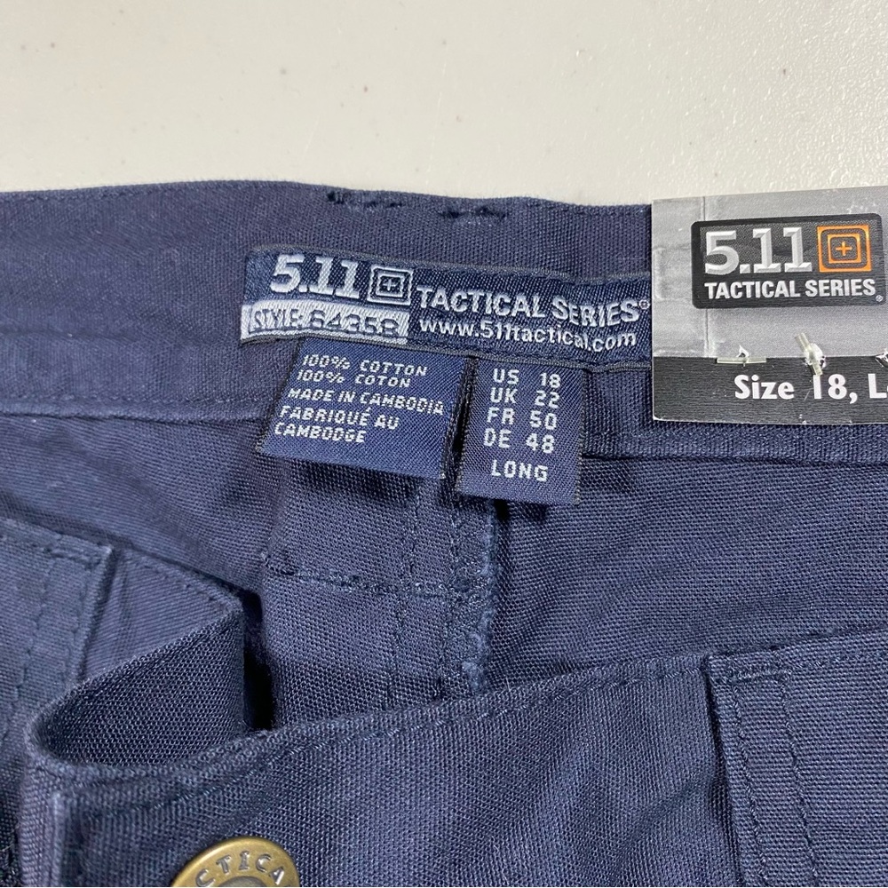 NWT 5.11 Tactical Series Women's 18 Long Navy Canvas Cargo Pants Reinforced Knee - Picture 8 of 13